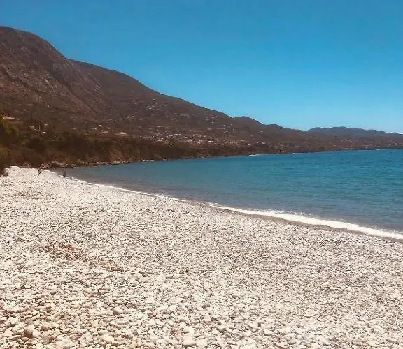 Barreira Beachfront Tents 9 *