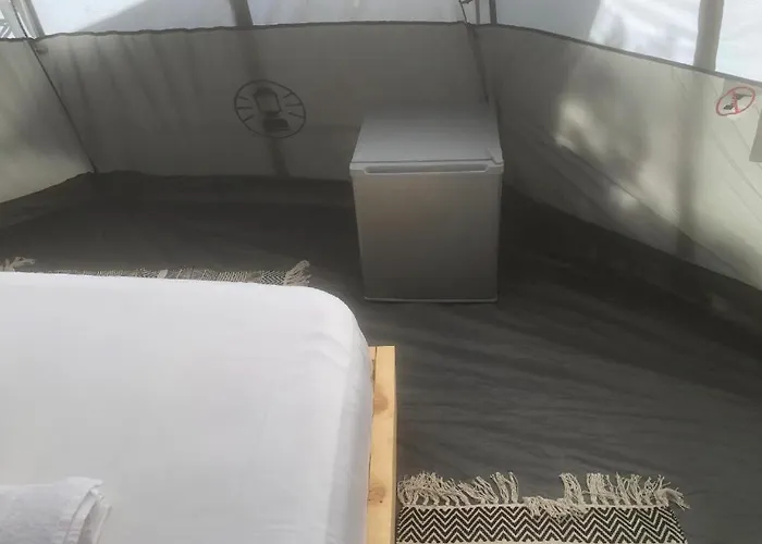 Barreira Beachfront Tents 9 * ורגה קלמטה